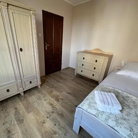 Cozy Close To & Airport Gdansk