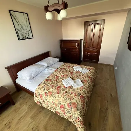 Cozy Close To & Airport Апартаменты