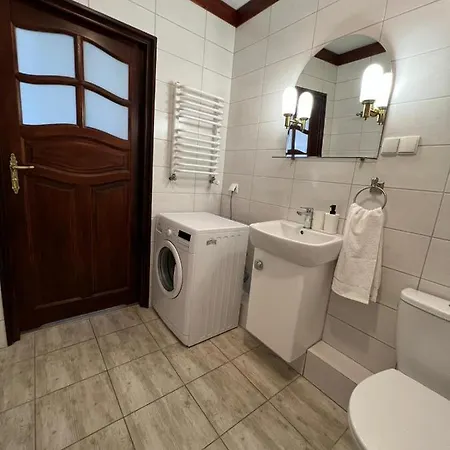 Cozy Close To & Airport * Γκντανσκ