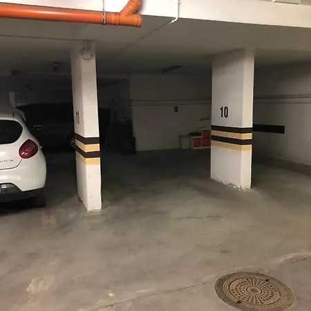 Cozy Close To & Airport * グダニスク