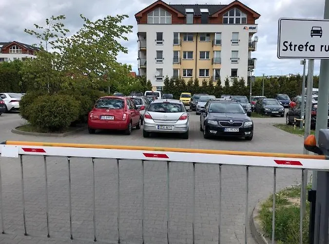 公寓 Cozy Close To & Airport *